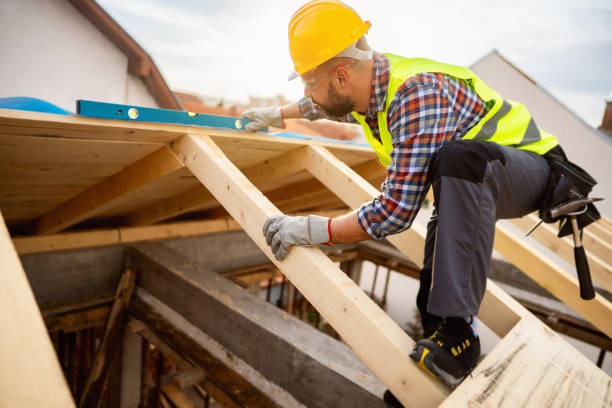 Best Best Roofing Contractors  in St Johns, MI